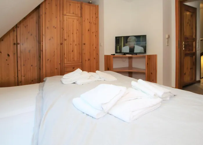 Gmelinstraße 19 D Ferienhaus *